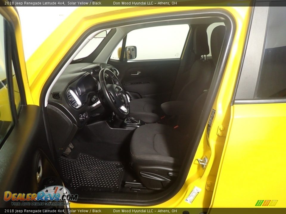 2018 Jeep Renegade Latitude 4x4 Solar Yellow / Black Photo #22