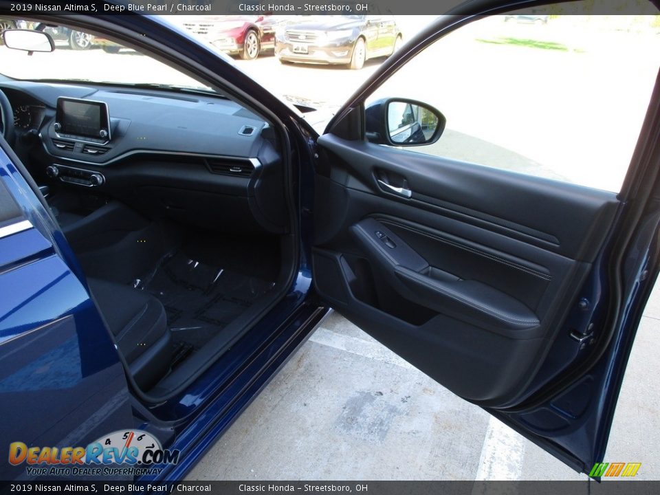 2019 Nissan Altima S Deep Blue Pearl / Charcoal Photo #17