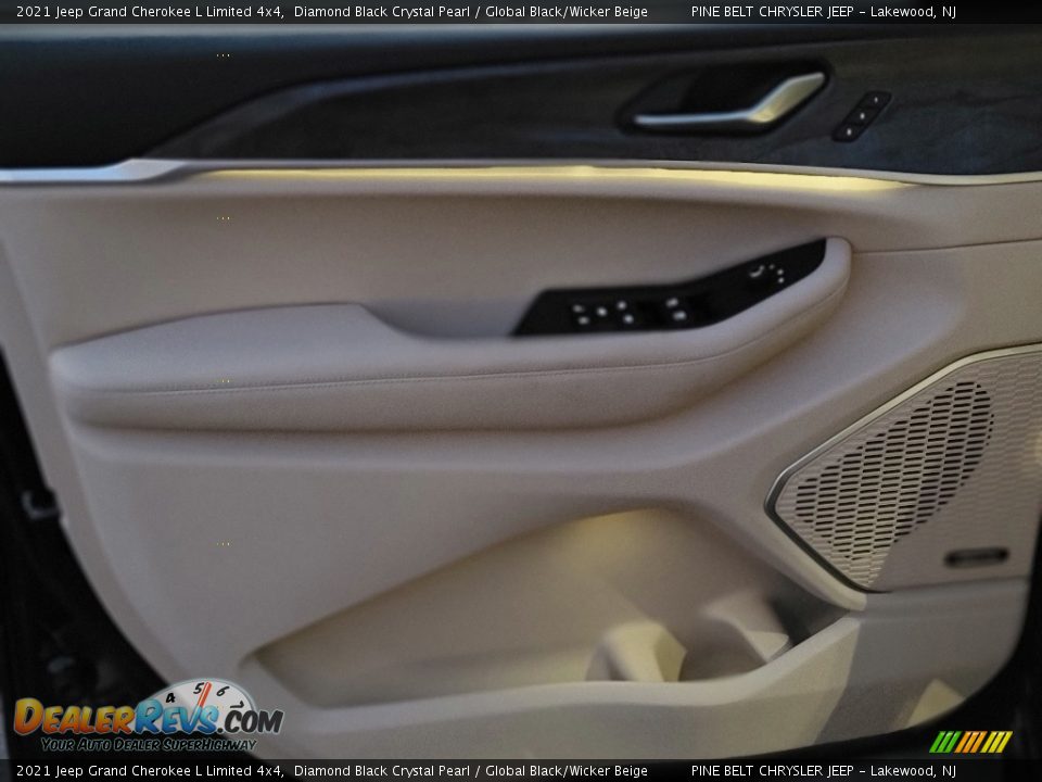 2021 Jeep Grand Cherokee L Limited 4x4 Diamond Black Crystal Pearl / Global Black/Wicker Beige Photo #12