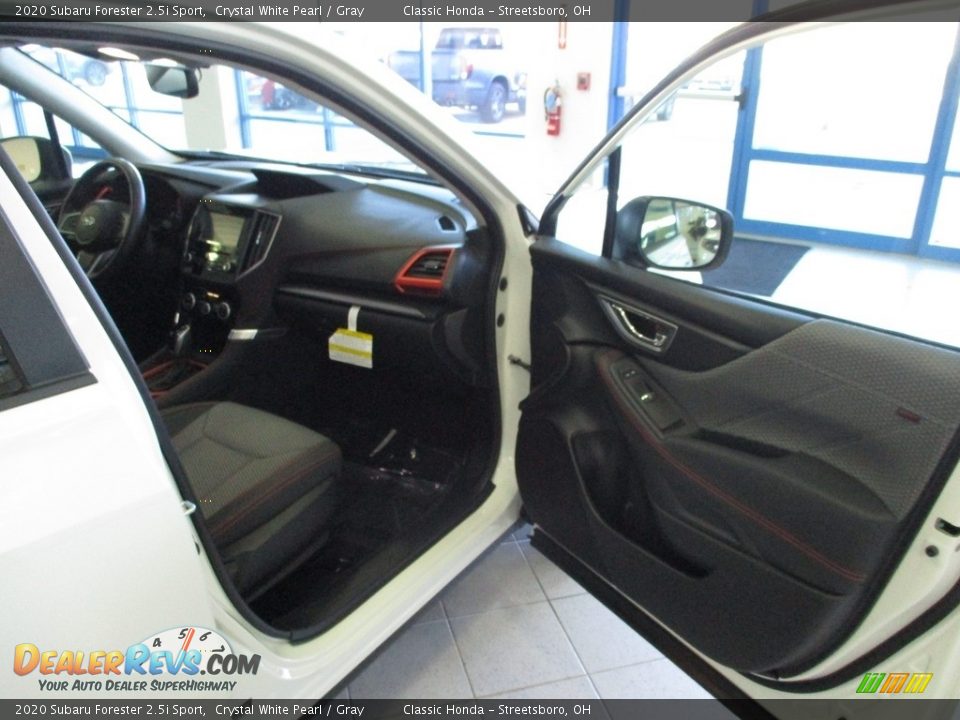 2020 Subaru Forester 2.5i Sport Crystal White Pearl / Gray Photo #16