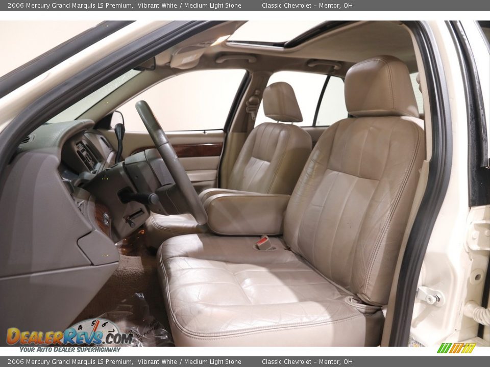 Front Seat of 2006 Mercury Grand Marquis LS Premium Photo #5
