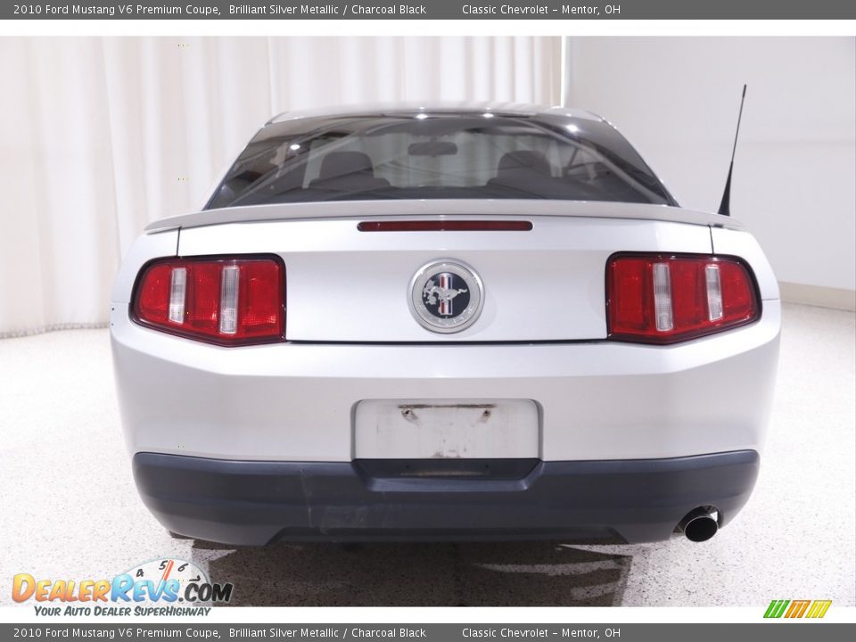 2010 Ford Mustang V6 Premium Coupe Brilliant Silver Metallic / Charcoal Black Photo #15