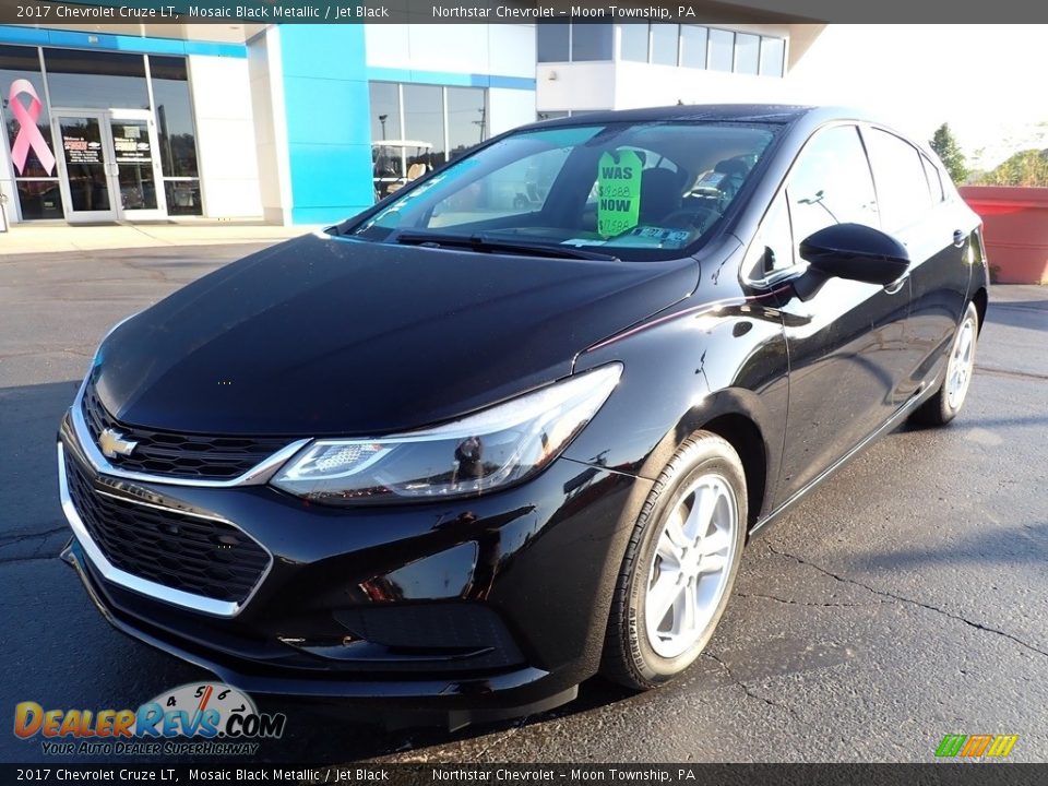 2017 Chevrolet Cruze LT Mosaic Black Metallic / Jet Black Photo #2