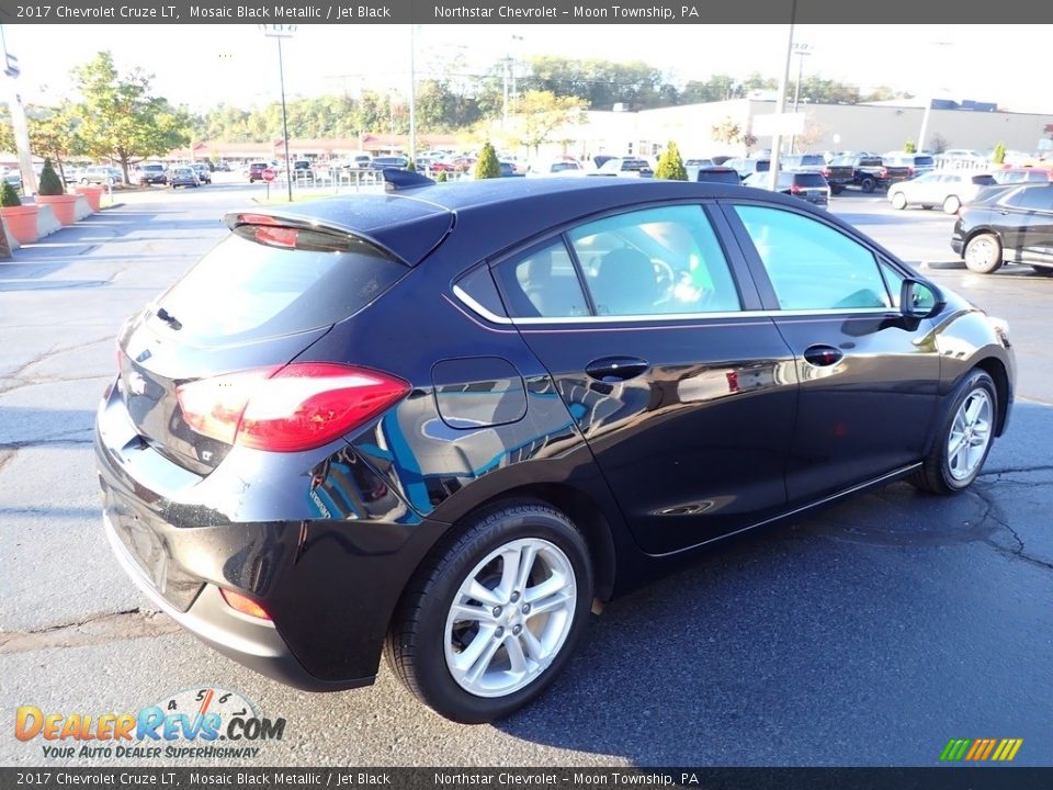 2017 Chevrolet Cruze LT Mosaic Black Metallic / Jet Black Photo #9