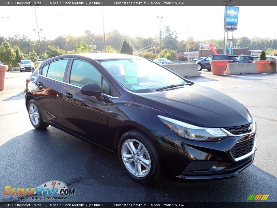 2017 Chevrolet Cruze LT Mosaic Black Metallic / Jet Black Photo #11