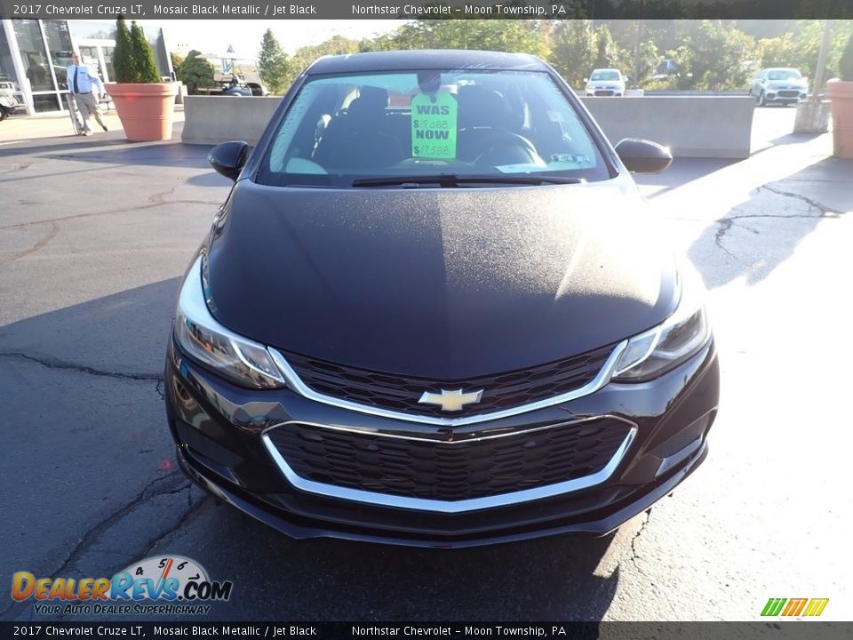 2017 Chevrolet Cruze LT Mosaic Black Metallic / Jet Black Photo #12