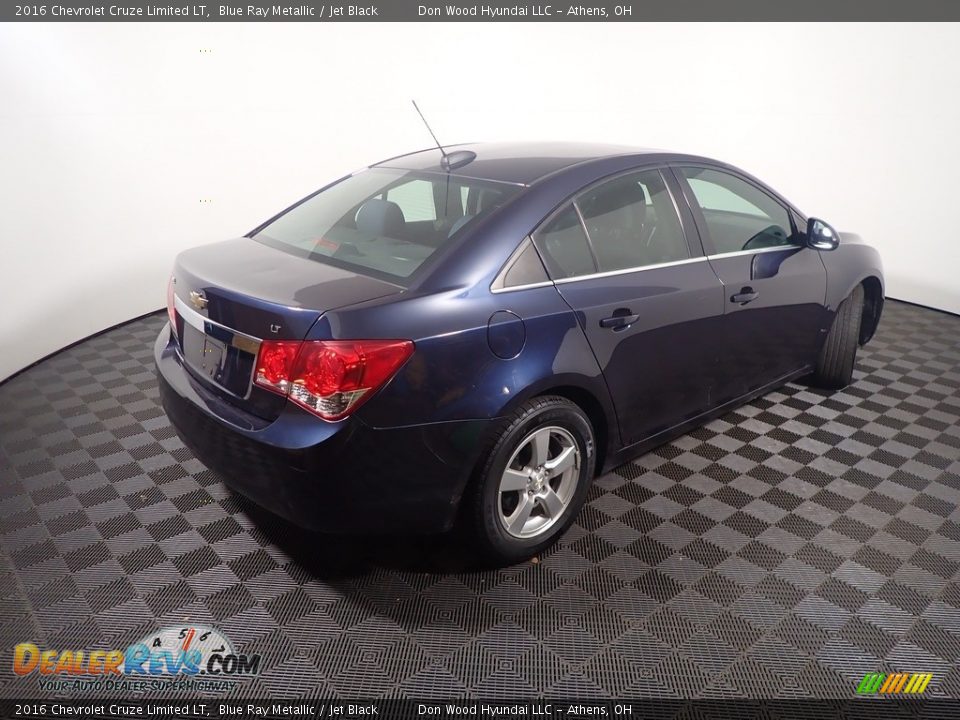 2016 Chevrolet Cruze Limited LT Blue Ray Metallic / Jet Black Photo #18