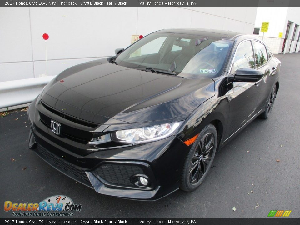 Front 3/4 View of 2017 Honda Civic EX-L Navi Hatchback Photo #9