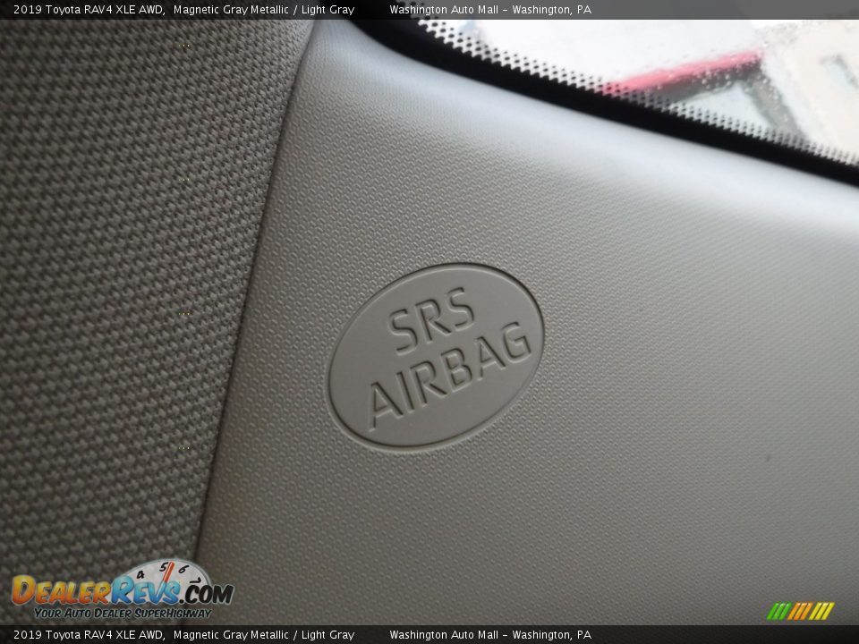 2019 Toyota RAV4 XLE AWD Magnetic Gray Metallic / Light Gray Photo #26