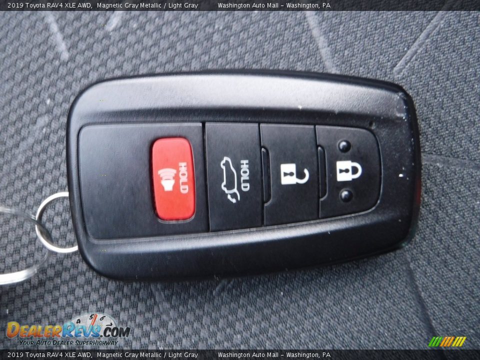 2019 Toyota RAV4 XLE AWD Magnetic Gray Metallic / Light Gray Photo #32