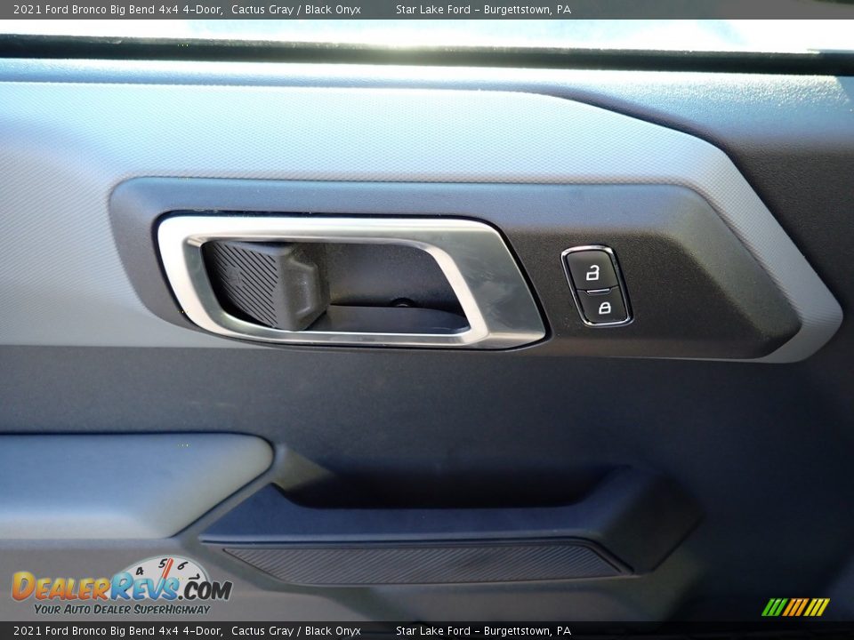 Door Panel of 2021 Ford Bronco Big Bend 4x4 4-Door Photo #13