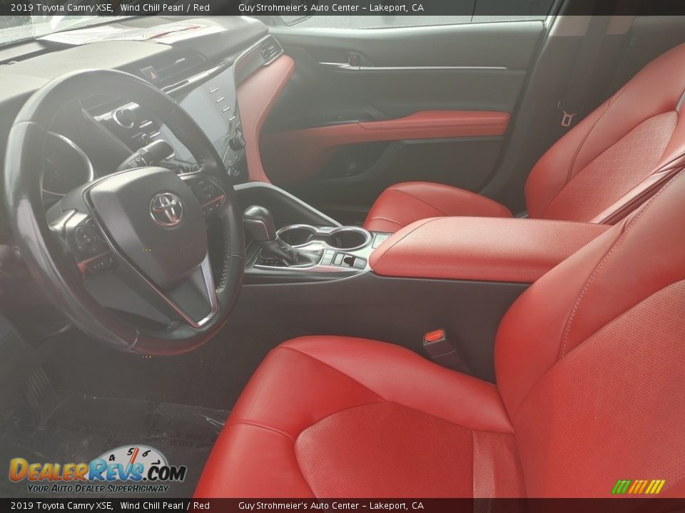 2019 Toyota Camry XSE Wind Chill Pearl / Red Photo #4