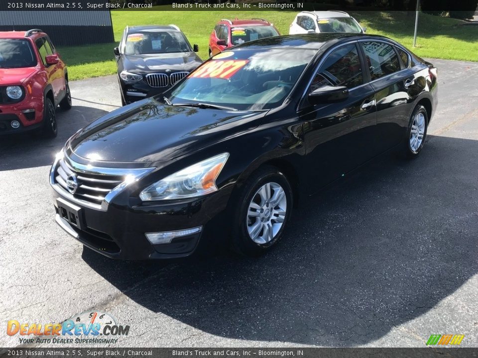 2013 Nissan Altima 2.5 S Super Black / Charcoal Photo #2