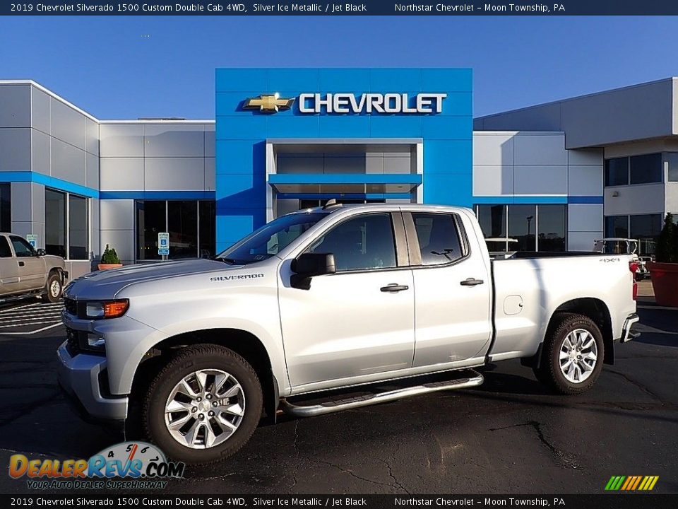 2019 Chevrolet Silverado 1500 Custom Double Cab 4WD Silver Ice Metallic / Jet Black Photo #1