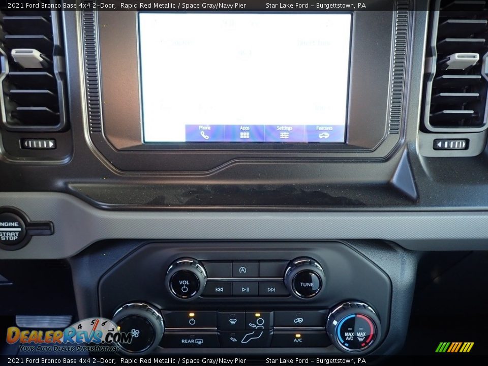 Controls of 2021 Ford Bronco Base 4x4 2-Door Photo #20