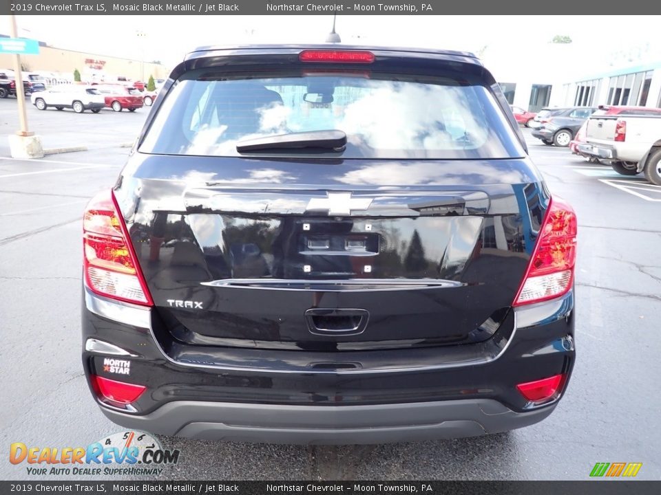 2019 Chevrolet Trax LS Mosaic Black Metallic / Jet Black Photo #6