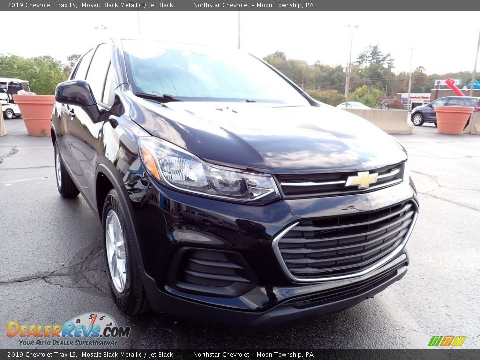 Mosaic Black Metallic 2019 Chevrolet Trax LS Photo #12