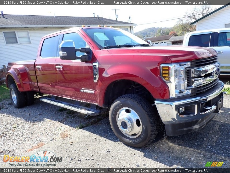 2019 Ford F350 Super Duty XLT Crew Cab 4x4 Ruby Red / Earth Gray Photo #4