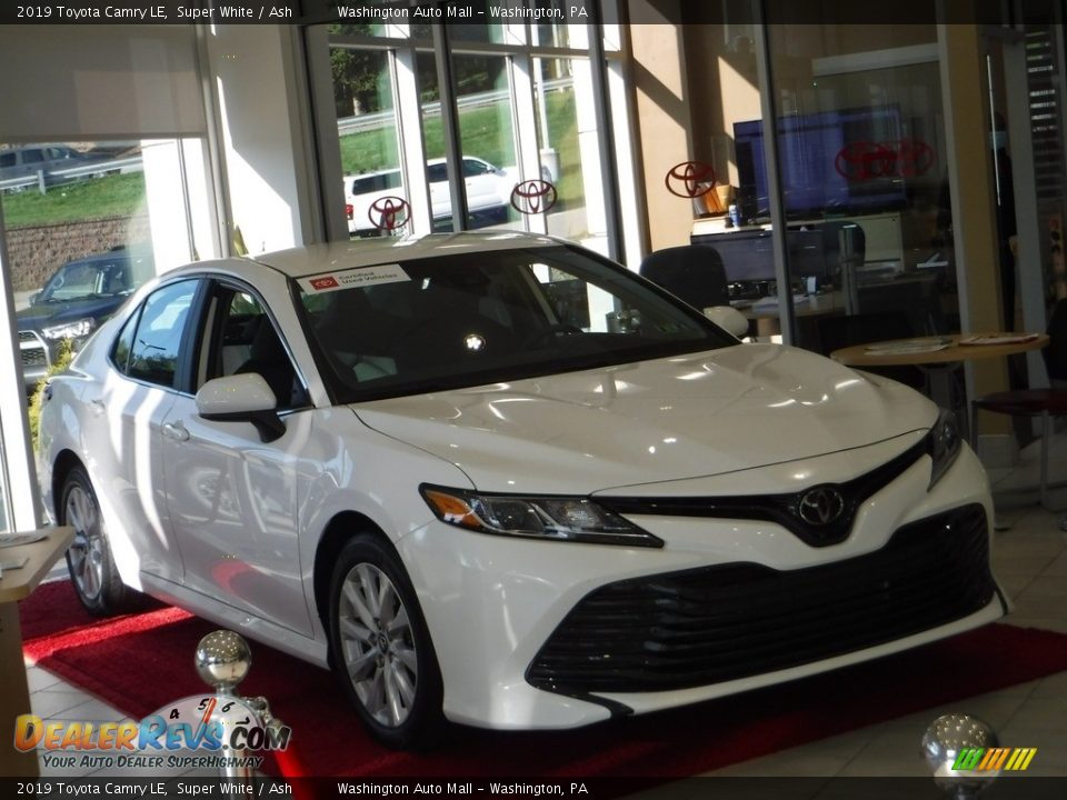 2019 Toyota Camry LE Super White / Ash Photo #1