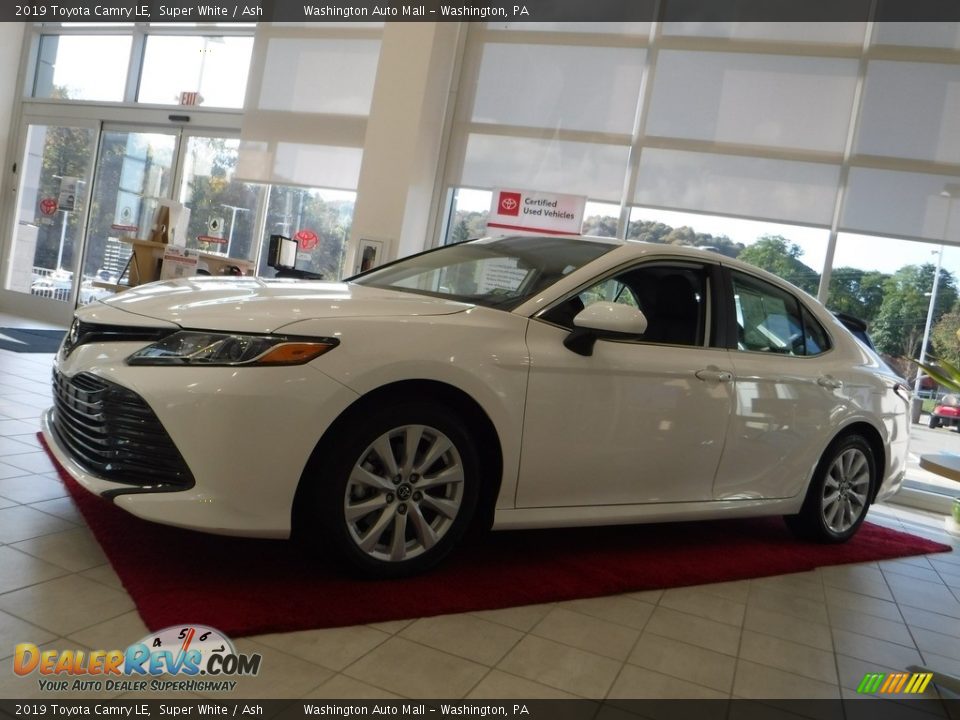 2019 Toyota Camry LE Super White / Ash Photo #12