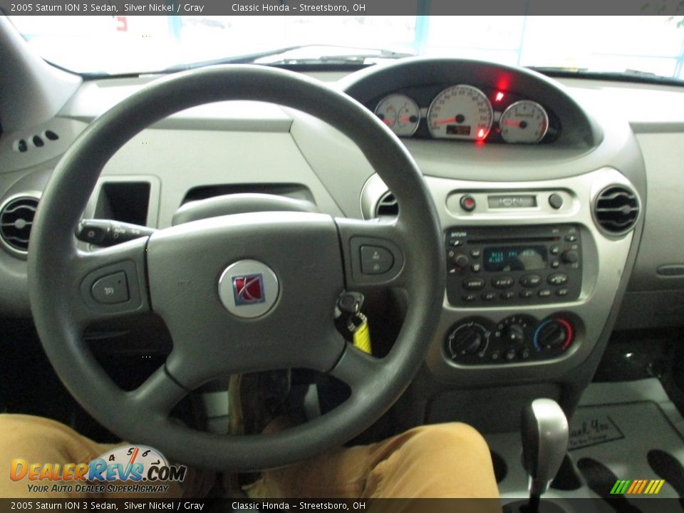 2005 Saturn ION 3 Sedan Silver Nickel / Gray Photo #28