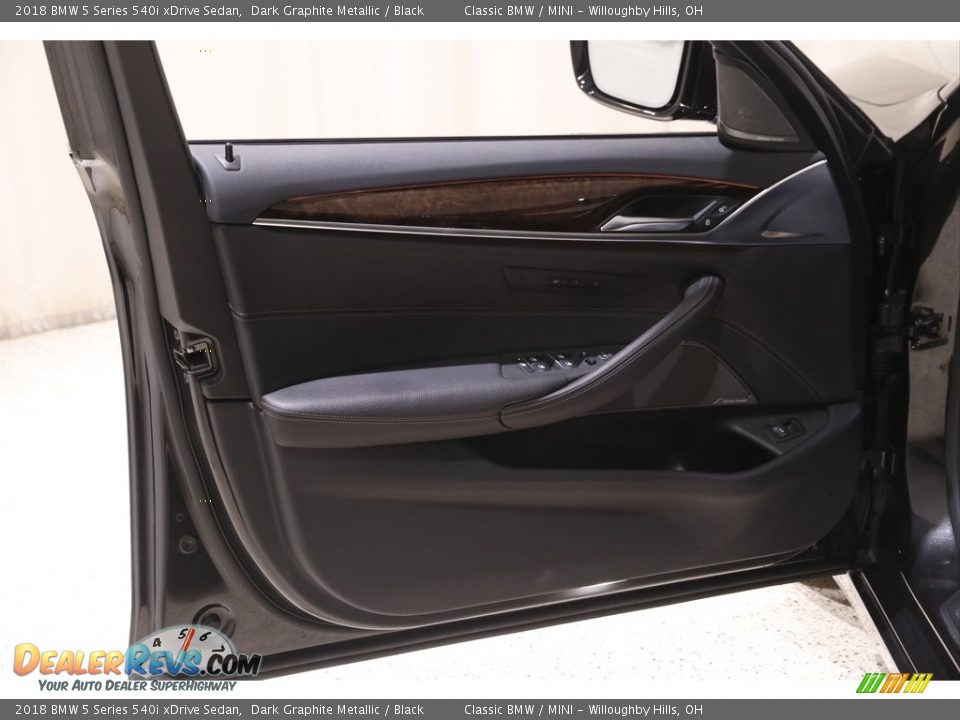 2018 BMW 5 Series 540i xDrive Sedan Dark Graphite Metallic / Black Photo #4