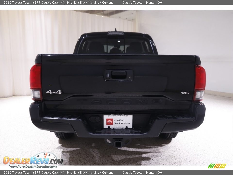 2020 Toyota Tacoma SR5 Double Cab 4x4 Midnight Black Metallic / Cement Photo #17