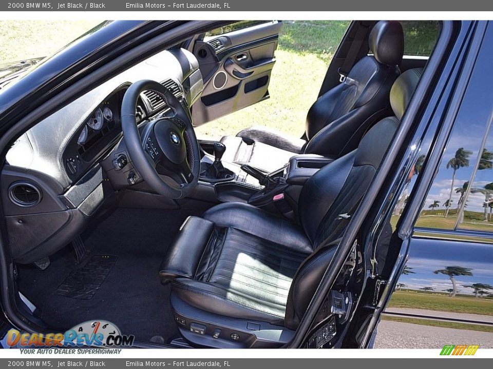 Black Interior - 2000 BMW M5  Photo #23