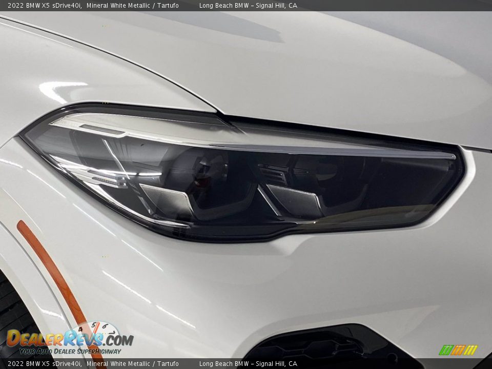 2022 BMW X5 sDrive40i Mineral White Metallic / Tartufo Photo #4