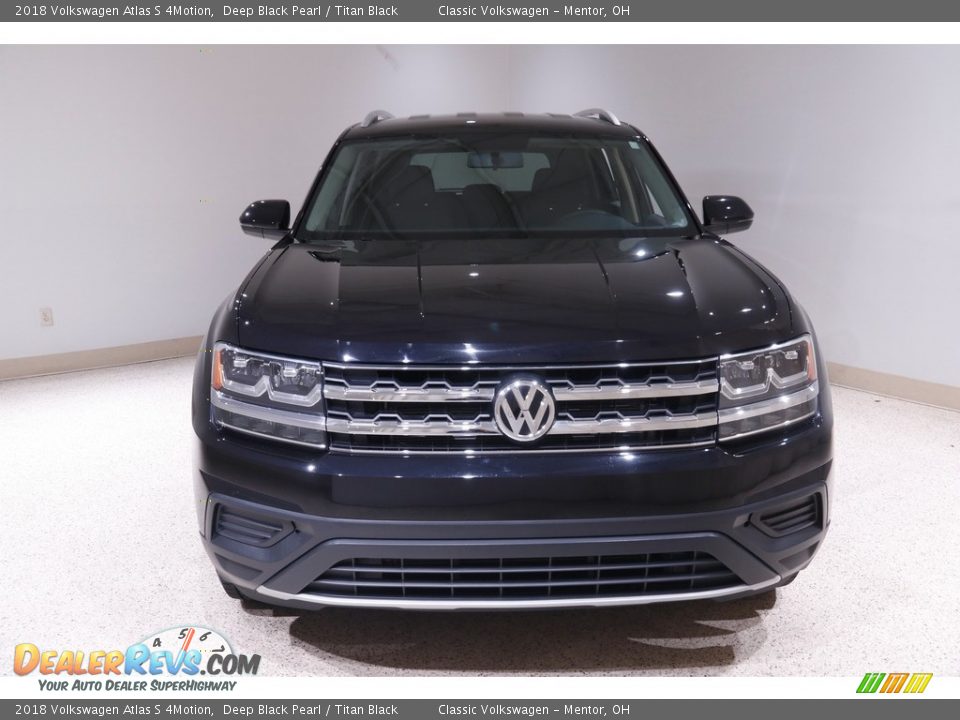 2018 Volkswagen Atlas S 4Motion Deep Black Pearl / Titan Black Photo #2