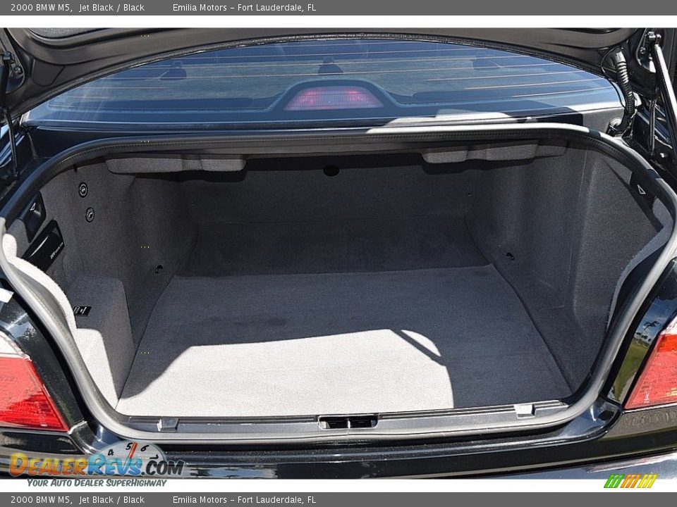 2000 BMW M5  Trunk Photo #46