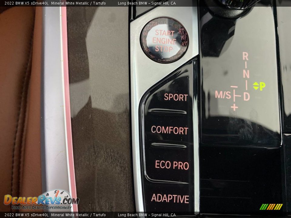Controls of 2022 BMW X5 sDrive40i Photo #23