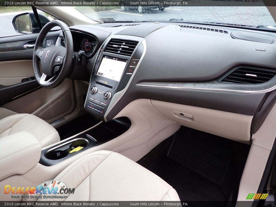 Dashboard of 2019 Lincoln MKC Reserve AWD Photo #12