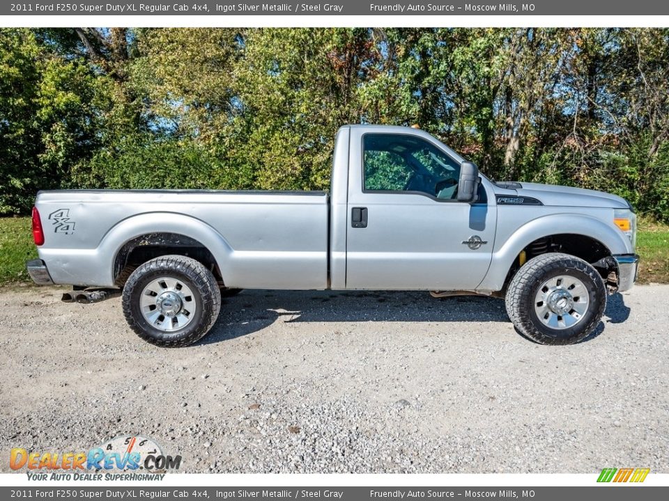 2011 Ford F250 Super Duty XL Regular Cab 4x4 Ingot Silver Metallic / Steel Gray Photo #2