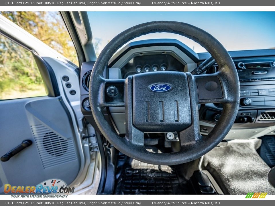 2011 Ford F250 Super Duty XL Regular Cab 4x4 Ingot Silver Metallic / Steel Gray Photo #16