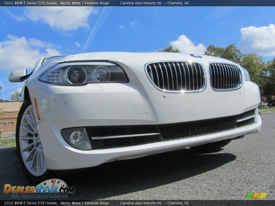 2012 BMW 5 Series 535i Sedan Alpine White / Venetian Beige Photo #2