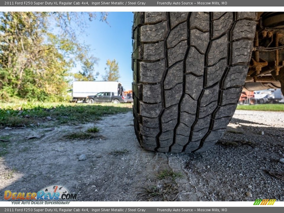 2011 Ford F250 Super Duty XL Regular Cab 4x4 Ingot Silver Metallic / Steel Gray Photo #23