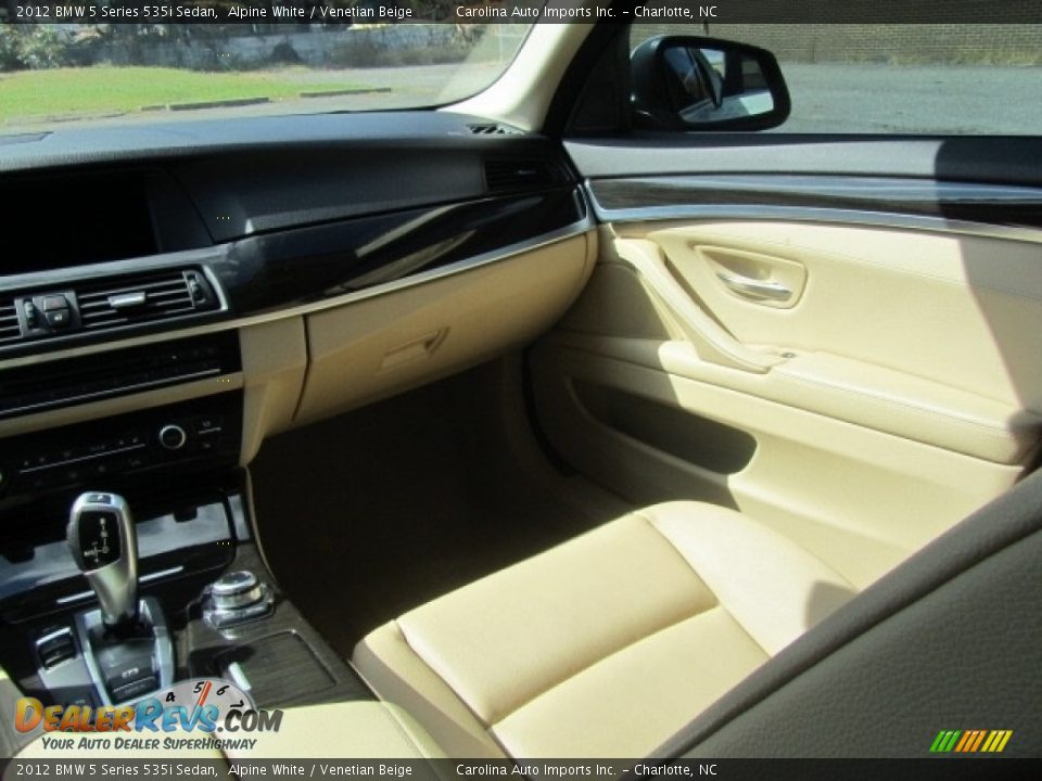 2012 BMW 5 Series 535i Sedan Alpine White / Venetian Beige Photo #14