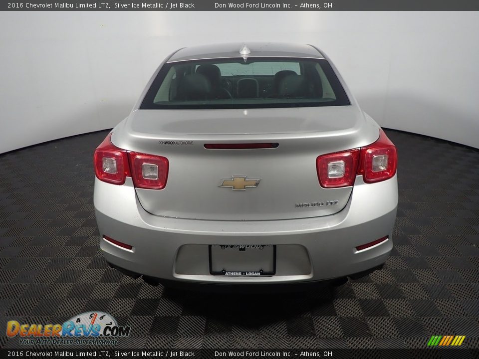 2016 Chevrolet Malibu Limited LTZ Silver Ice Metallic / Jet Black Photo #12