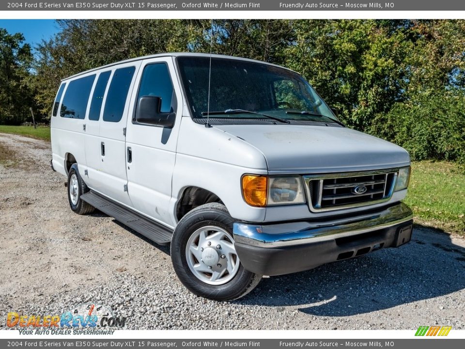 2004 Ford E Series Van E350 Super Duty XLT 15 Passenger Oxford White / Medium Flint Photo #1