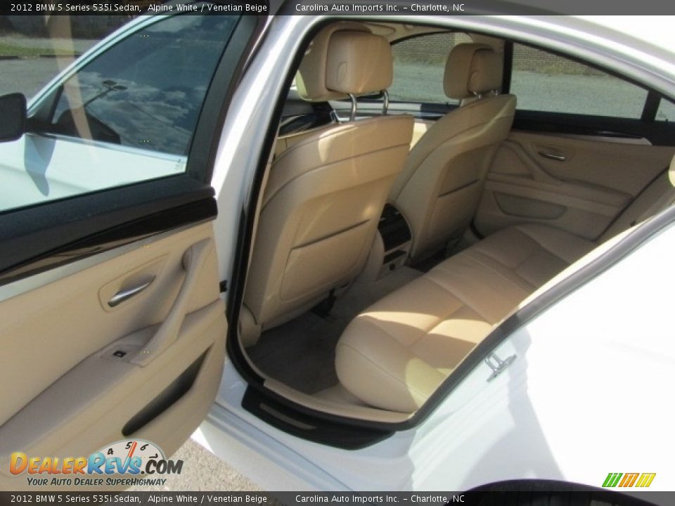 2012 BMW 5 Series 535i Sedan Alpine White / Venetian Beige Photo #20