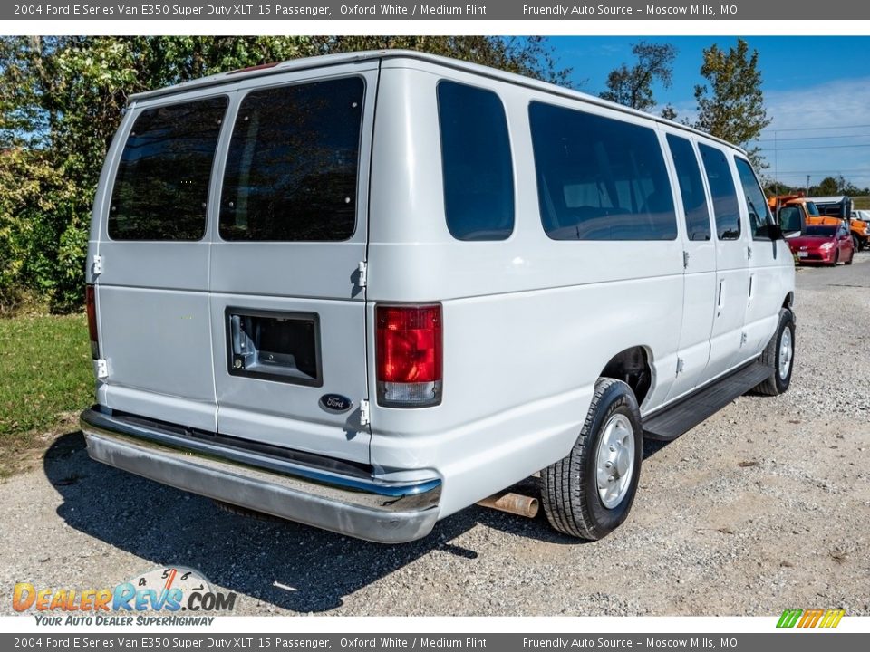 2004 Ford E Series Van E350 Super Duty XLT 15 Passenger Oxford White / Medium Flint Photo #4