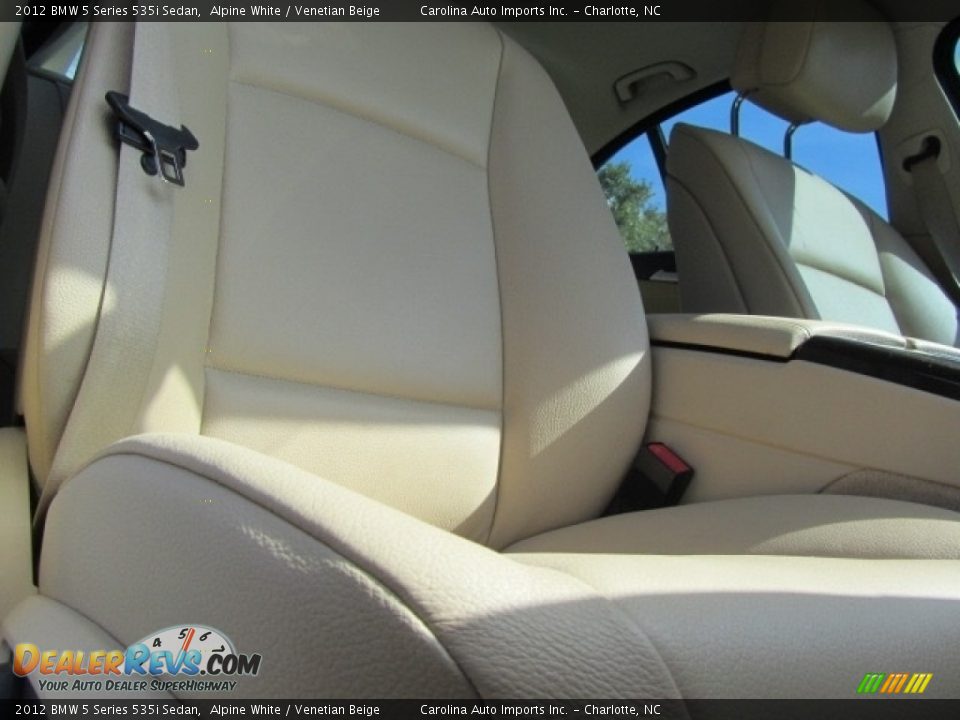 2012 BMW 5 Series 535i Sedan Alpine White / Venetian Beige Photo #23