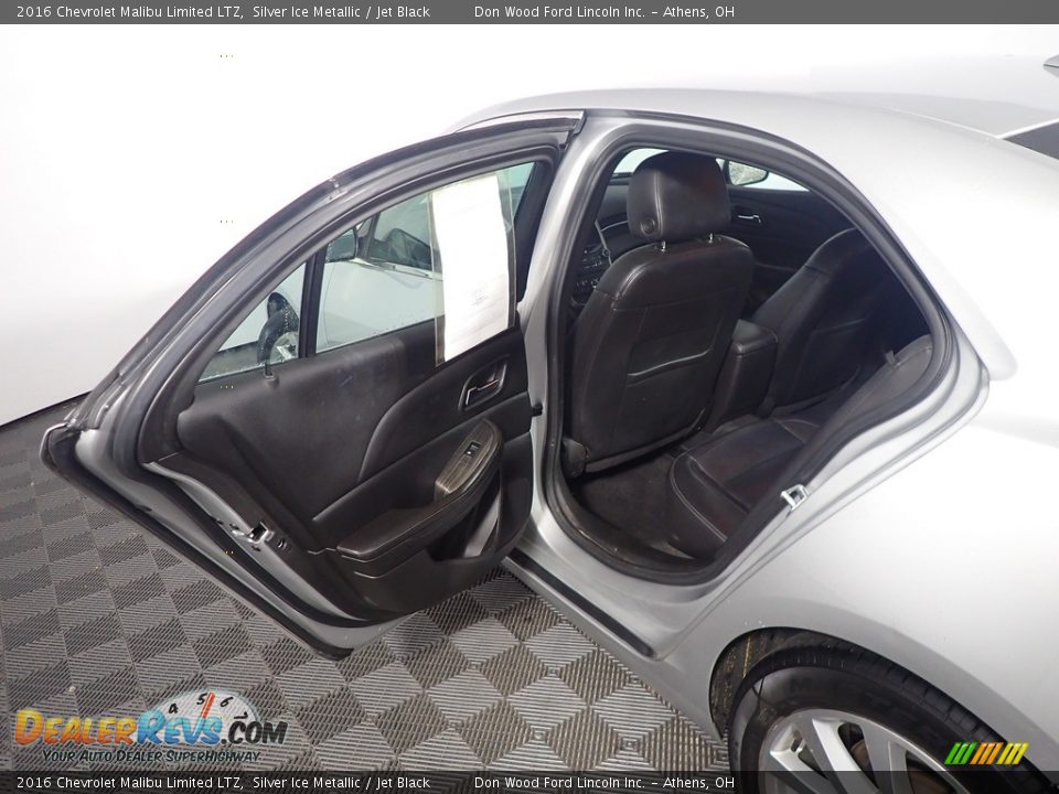 2016 Chevrolet Malibu Limited LTZ Silver Ice Metallic / Jet Black Photo #33