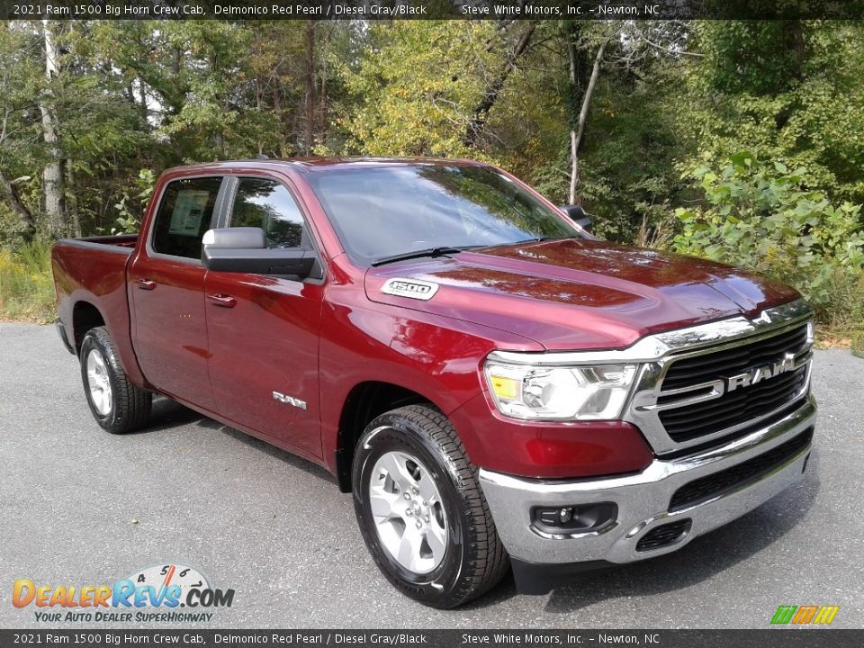 Front 3/4 View of 2021 Ram 1500 Big Horn Crew Cab Photo #4