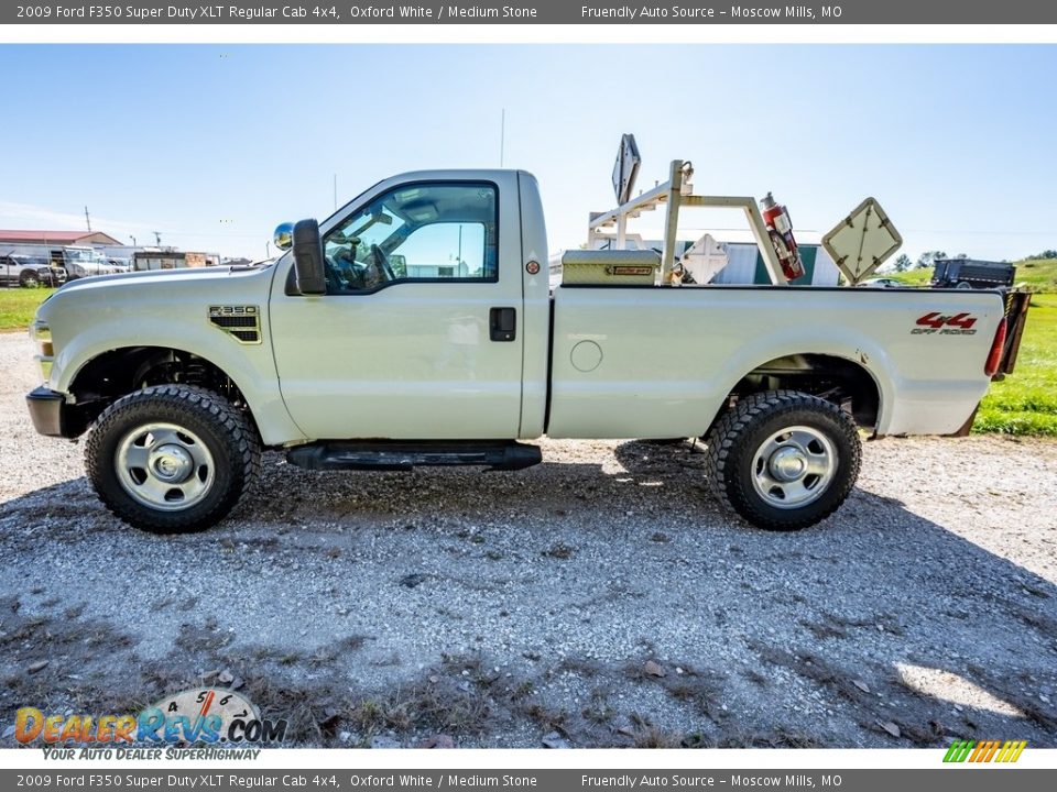 Oxford White 2009 Ford F350 Super Duty XLT Regular Cab 4x4 Photo #7