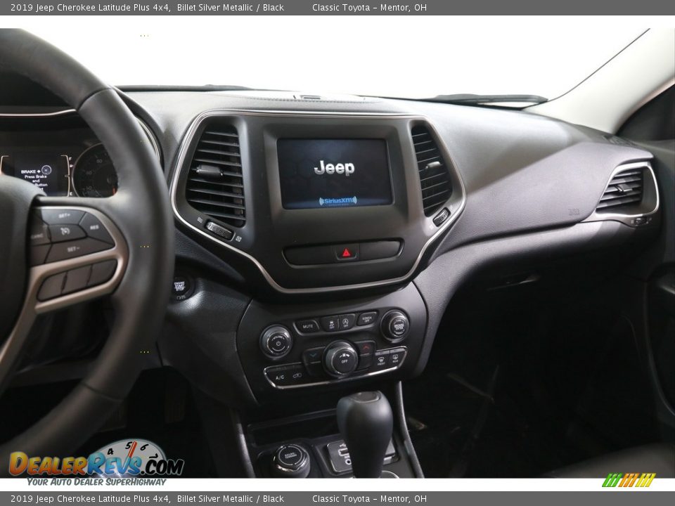 2019 Jeep Cherokee Latitude Plus 4x4 Billet Silver Metallic / Black Photo #9