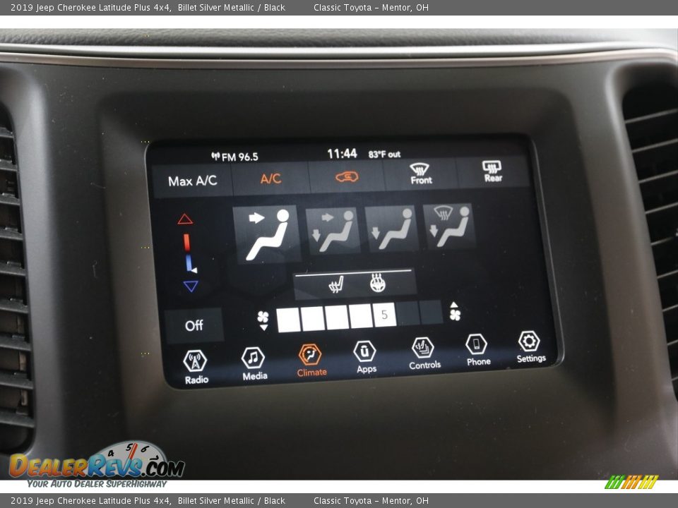 2019 Jeep Cherokee Latitude Plus 4x4 Billet Silver Metallic / Black Photo #11