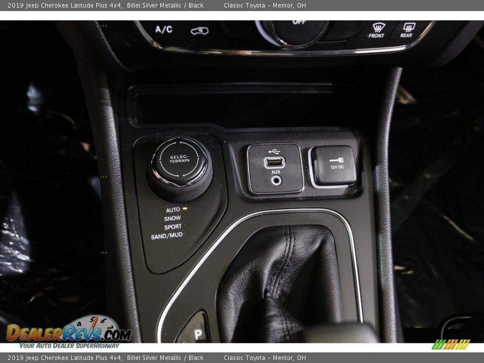 2019 Jeep Cherokee Latitude Plus 4x4 Billet Silver Metallic / Black Photo #15