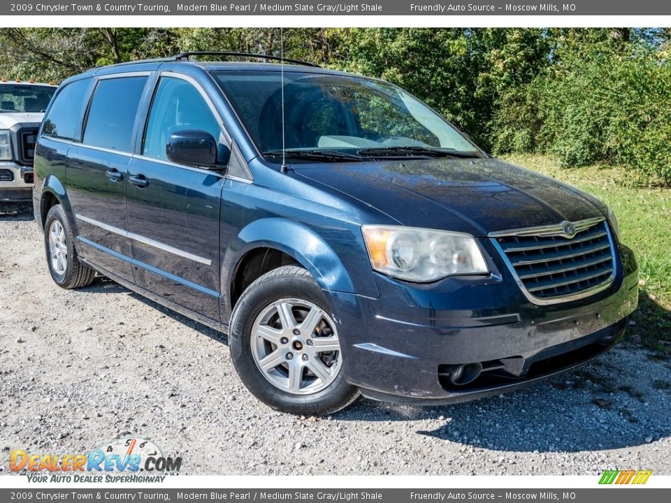 2009 Chrysler Town & Country Touring Modern Blue Pearl / Medium Slate Gray/Light Shale Photo #1